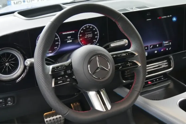 Mercedes-Benz CLA 350 (Clasa CLA) din 2025 cu 3.654 km - oferta MER243929 - foto 8