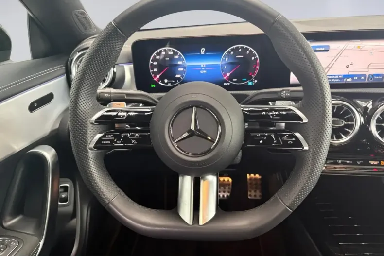 Mercedes-Benz CLA 200 (Clasa CLA) din 2025 cu 6.294 km - oferta MER243931 - foto 9