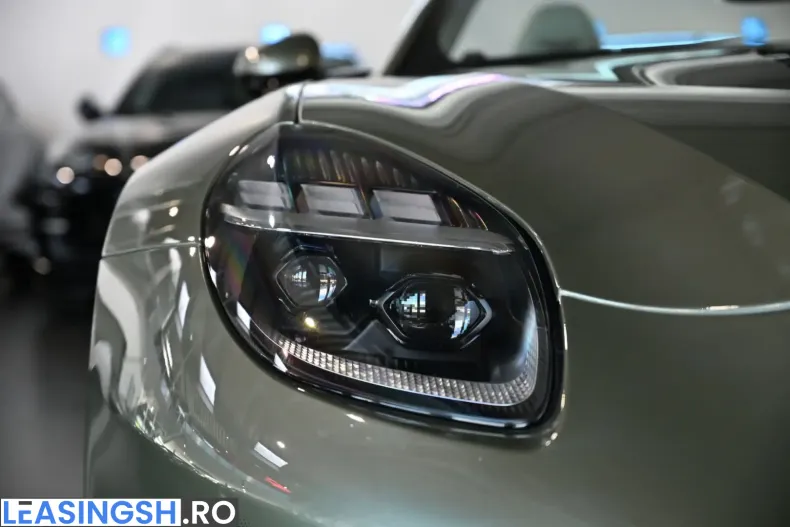 Aston Martin Vanquish din 2025 cu 13.500 km - oferta AST243936 - foto 6