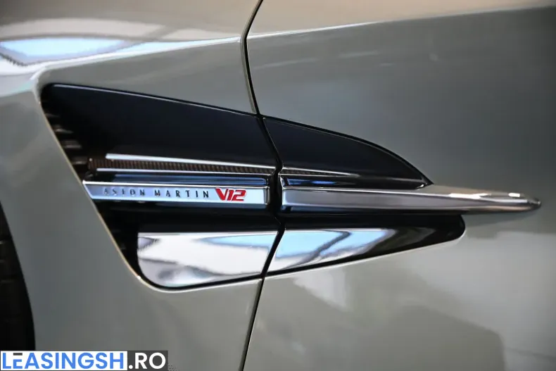 Aston Martin Vanquish din 2025 cu 13.500 km - oferta AST243936 - foto 26