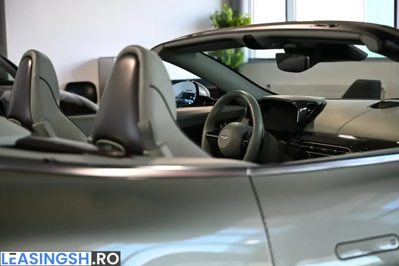 Aston Martin Vanquish din 2025 cu 13.500 km - oferta AST243936 - foto 30