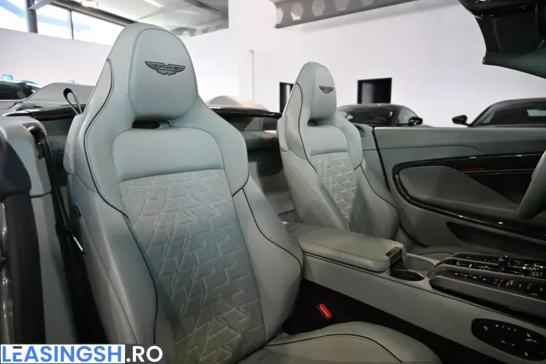 Aston Martin Vanquish din 2025 cu 13.500 km - oferta AST243936 - foto 37