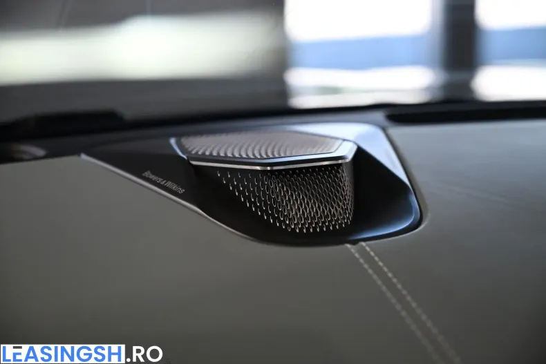 Aston Martin Vanquish din 2025 cu 13.500 km - oferta AST243936 - foto 46