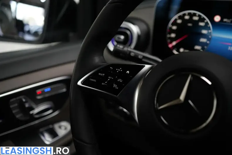 Mercedes-Benz V 300 (Clasa V) din 2025 cu 33.000 km - oferta MER243937 - foto 13
