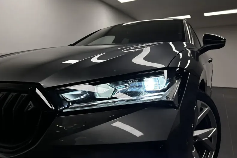 Skoda Superb din 2025 cu 9.988 km - oferta SKO243942 - foto 35