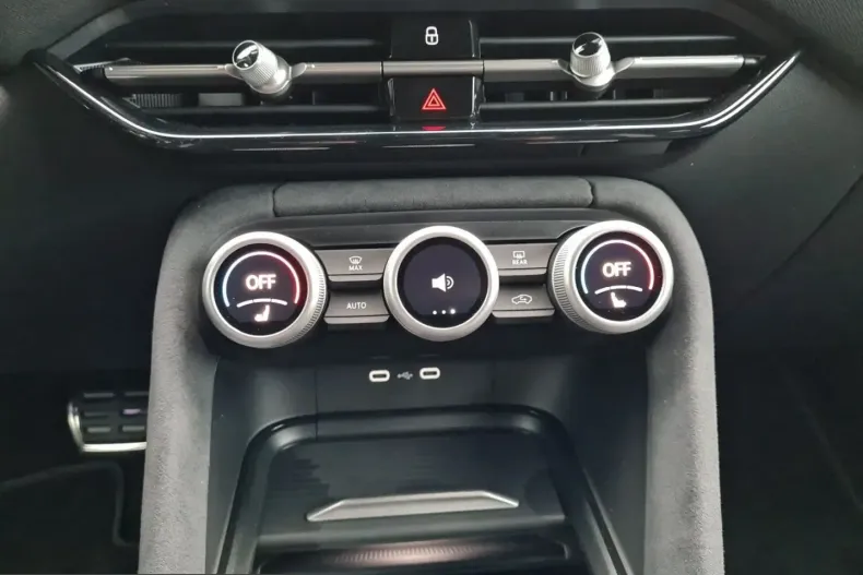 Skoda Kodiaq din 2025 cu 13.900 km - oferta SKO243950 - foto 14