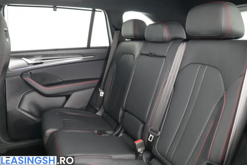 Skoda Kodiaq din 2025 cu 23.500 km - oferta SKO243952 - foto 8