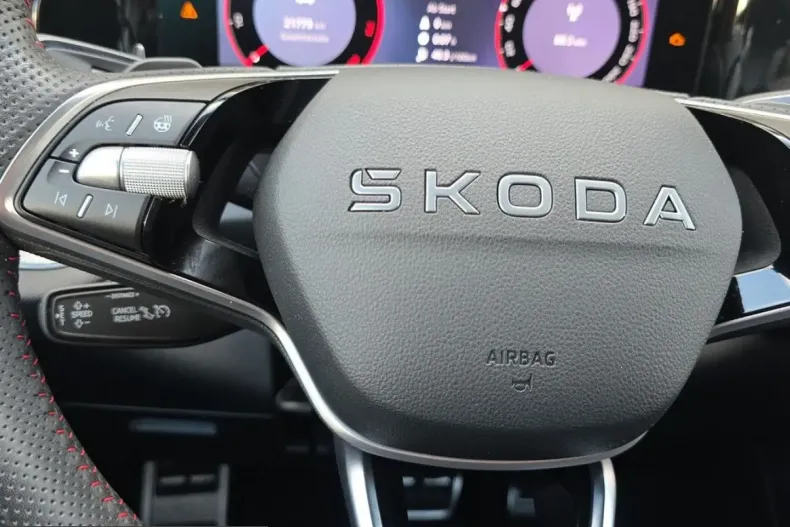Skoda Kodiaq din 2025 cu 21.772 km - oferta SKO243953 - foto 15