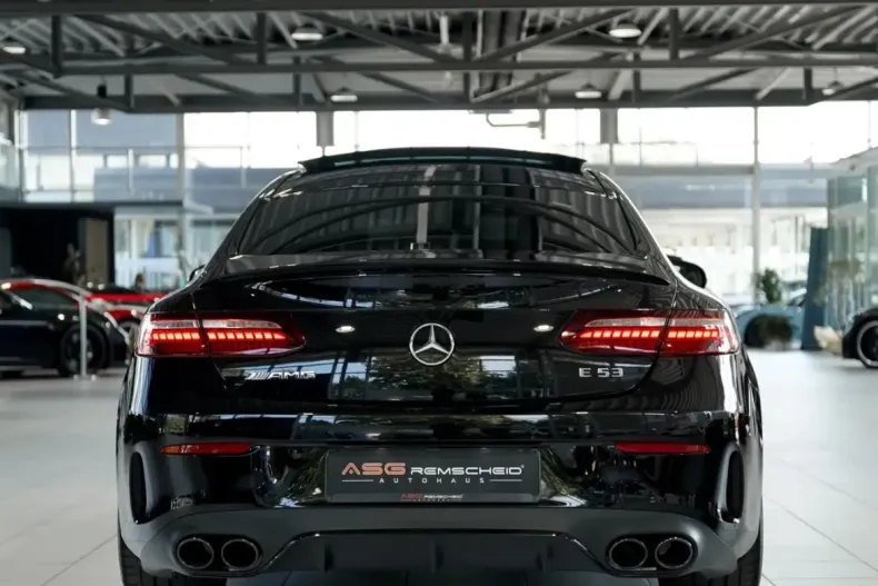 Mercedes-Benz E 53 AMG (Clasa E) din 2023 cu 50.100 km - oferta MER243954 - foto 8