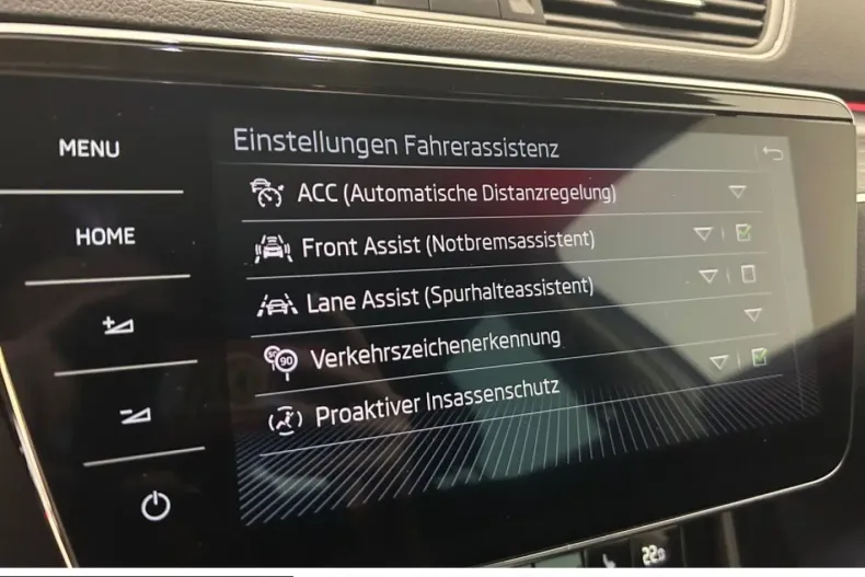 Skoda Superb din 2023 cu 30.650 km - oferta SKO243968 - foto 21