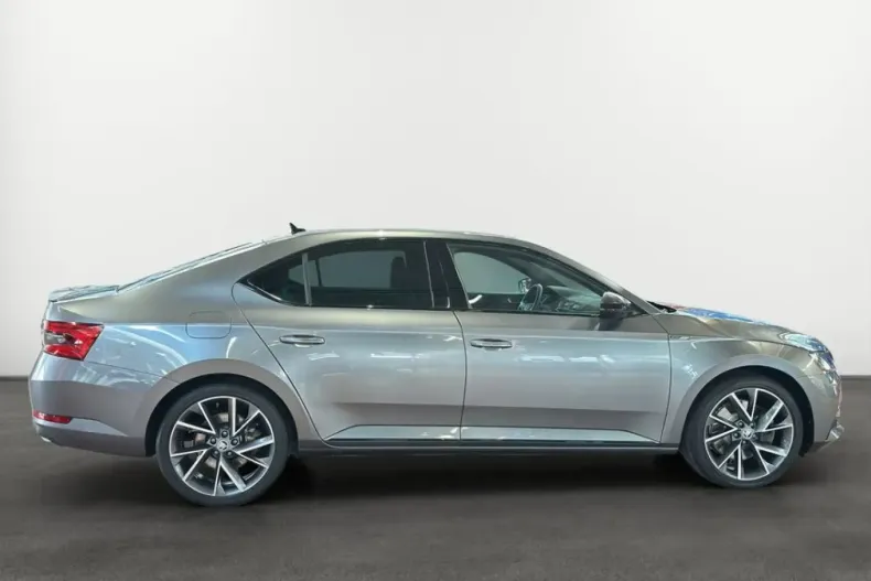 Skoda Superb din 2023 cu 90.914 km - oferta SKO243969 - foto 7