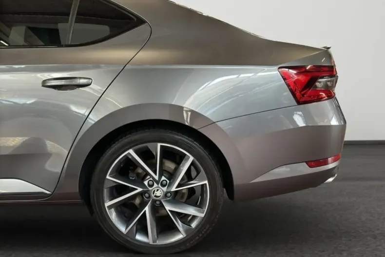 Skoda Superb din 2023 cu 90.914 km - oferta SKO243969 - foto 21