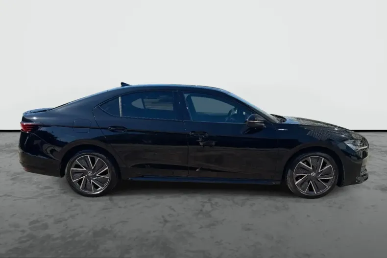 Skoda Superb din 2025 cu 33.000 km - oferta SKO243976 - foto 8