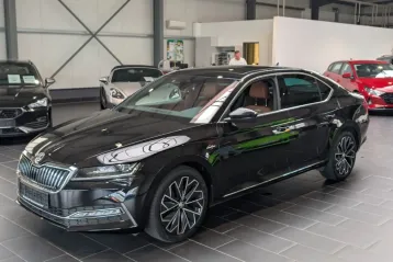 Skoda Superb din 2022 - oferta SKO243979