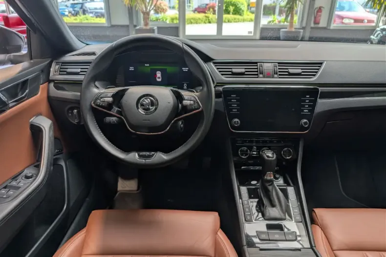 Skoda Superb din 2022 cu 86.000 km - oferta SKO243979 - foto 7