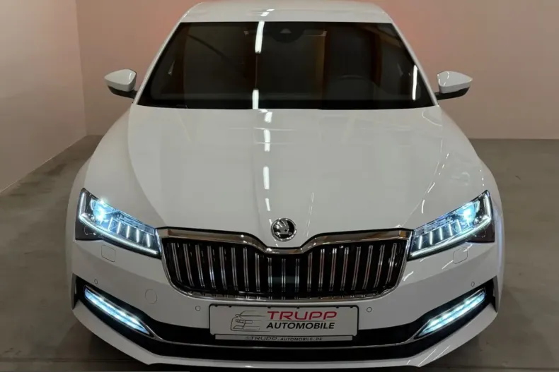 Skoda Superb din 2023 cu 78.603 km - oferta SKO243982 - foto 8
