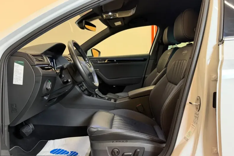 Skoda Superb din 2023 cu 78.603 km - oferta SKO243982 - foto 16