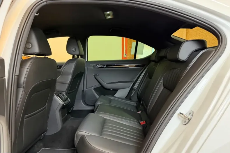 Skoda Superb din 2023 cu 78.603 km - oferta SKO243982 - foto 19