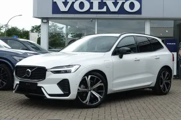 Volvo XC60 din 2025 - oferta VOL243985
