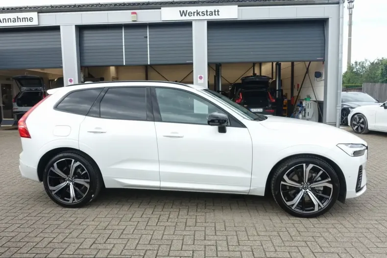 Volvo XC60 din 2025 cu 9.058 km - oferta VOL243985 - foto 7