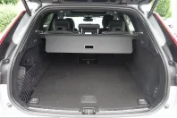 Volvo XC60 din 2025 cu 30.980 km - oferta VOL243986 - foto 10