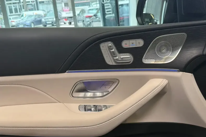 Mercedes-Benz GLE 53 AMG (Clasa GLE) din 2025 cu 8.519 km - oferta MER243996 - foto 10