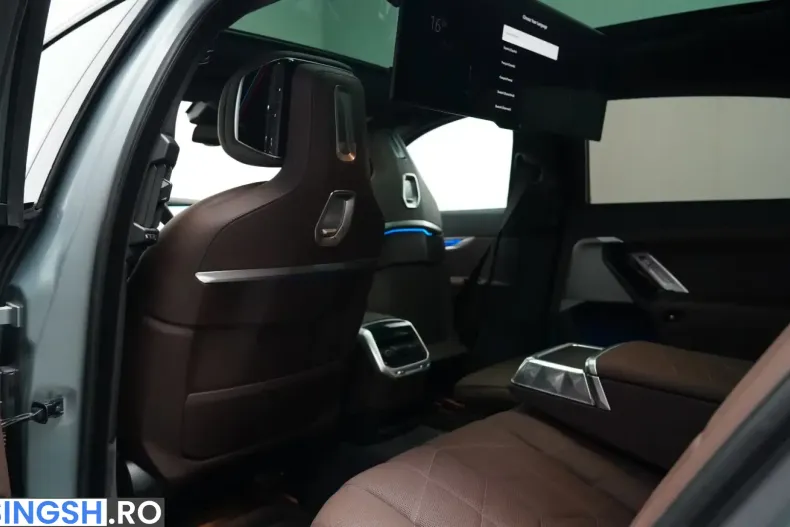BMW 740 (Seria 7) din 2025 cu 32.400 km - oferta BMW243997 - foto 19