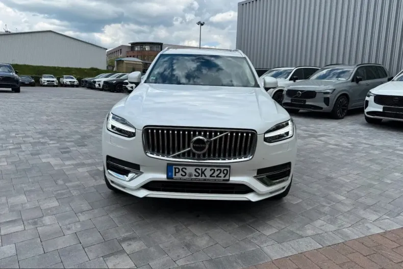 Volvo XC90 din 2023 cu 59.000 km - oferta VOL243999 - foto 2