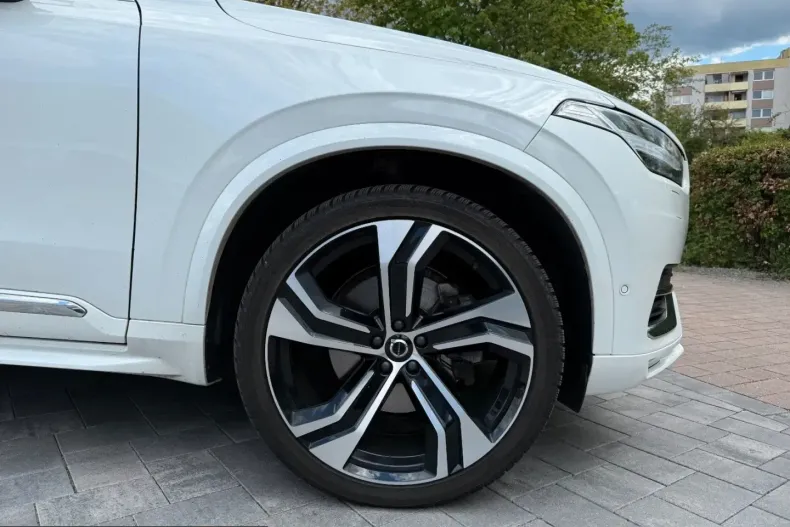 Volvo XC90 din 2023 cu 59.000 km - oferta VOL243999 - foto 3