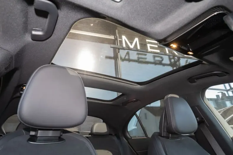 Mercedes-Benz E 450 (Clasa E) din 2025 cu 13.991 km - oferta MER244000 - foto 10