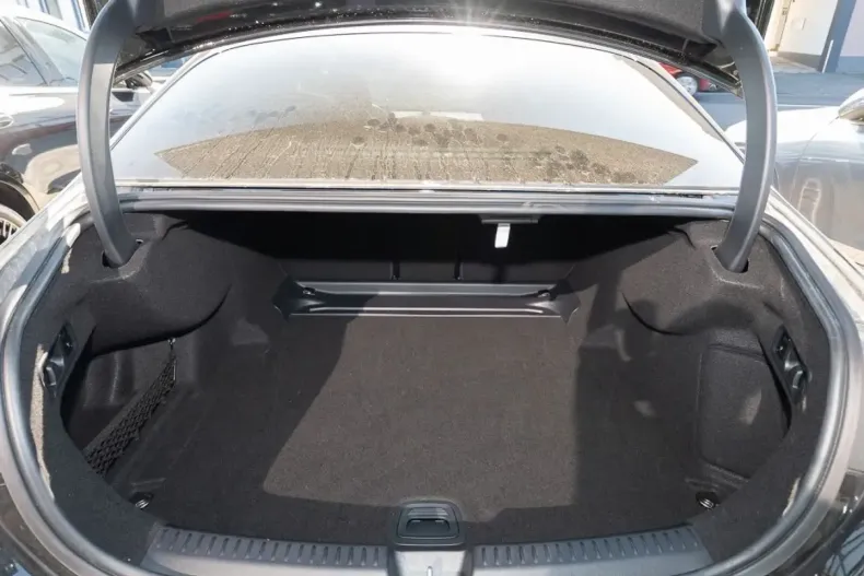 Mercedes-Benz E 450 (Clasa E) din 2025 cu 13.991 km - oferta MER244000 - foto 12