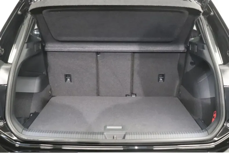 Volkswagen Tiguan din 2025 cu 16.000 km - oferta VOL244003 - foto 17