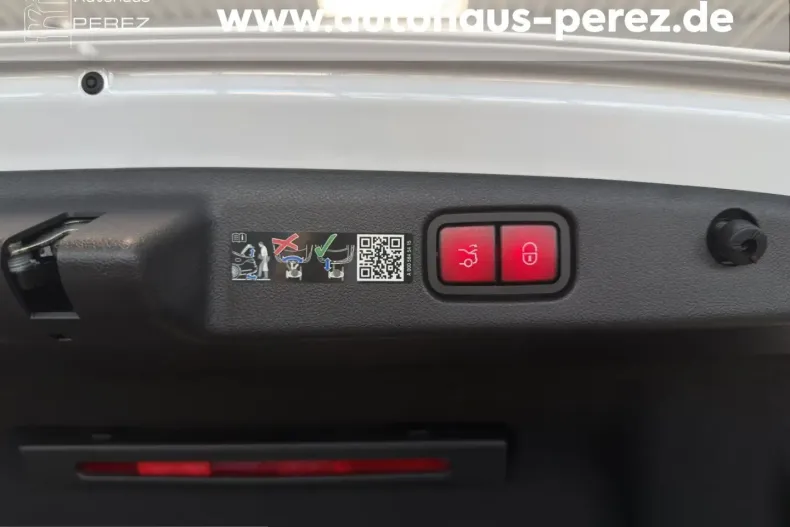 Mercedes-Benz E 53 AMG (Clasa E) din 2024 cu 3.976 km - oferta MER244007 - foto 17