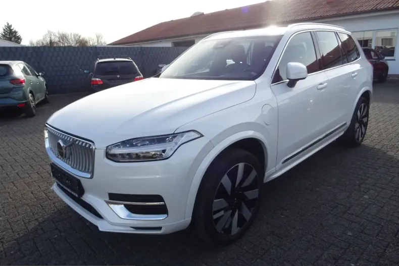 Volvo XC90 din 2024 cu 37.500 km - oferta VOL244013 - foto 2