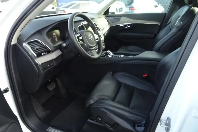 Volvo XC90 din 2024 cu 37.500 km - oferta VOL244013 - foto 7