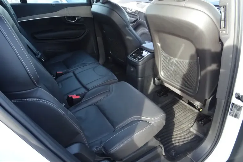 Volvo XC90 din 2024 cu 37.500 km - oferta VOL244013 - foto 10