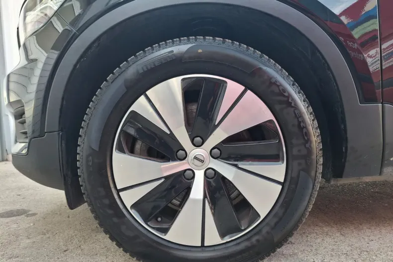Volvo XC40 din 2021 cu 121.204 km - oferta VOL244023 - foto 26