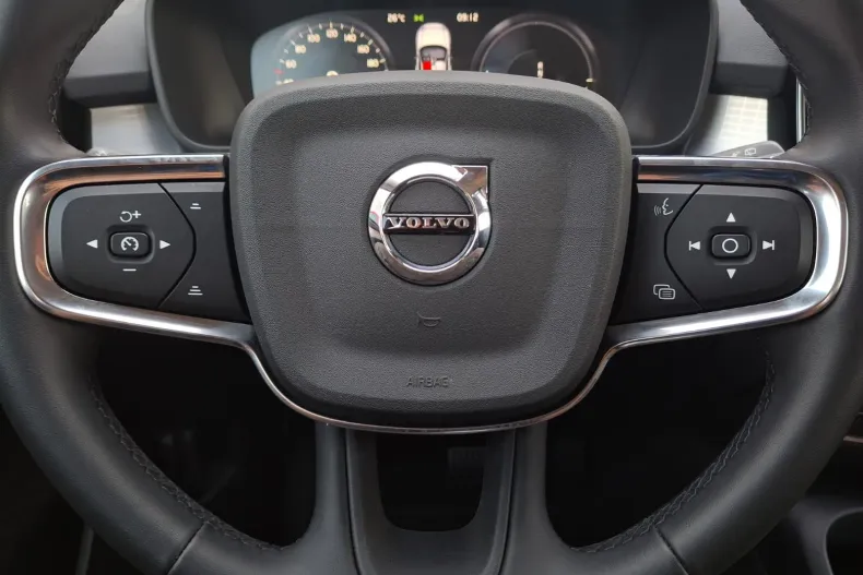 Volvo XC40 din 2021 cu 121.204 km - oferta VOL244023 - foto 28