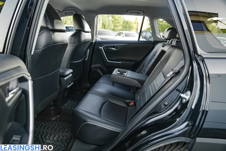 Toyota RAV4 din 2023 cu 48.180 km - oferta TOY244030 - foto 18