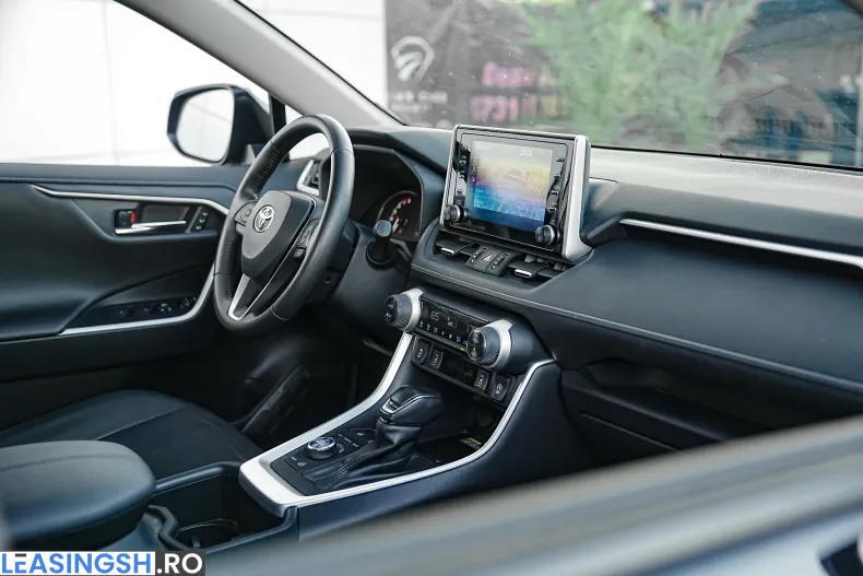 Toyota RAV4 din 2023 cu 48.180 km - oferta TOY244030 - foto 23