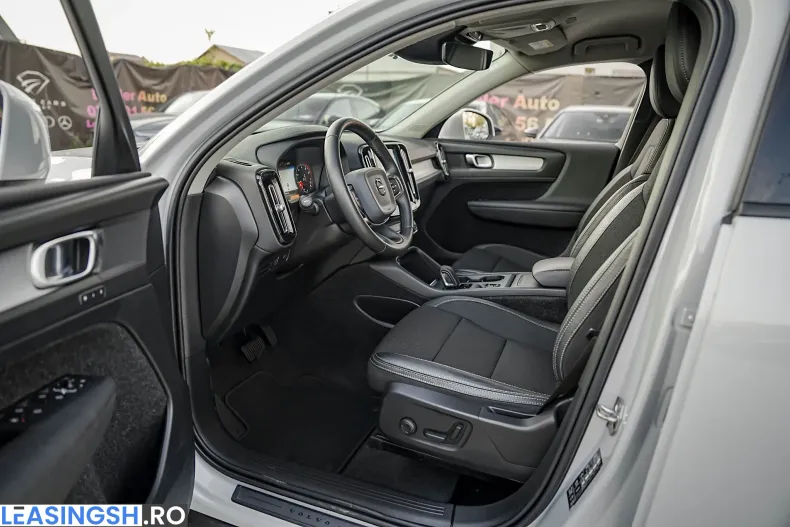 Volvo XC40 din 2020 cu 99.450 km - oferta VOL244033 - foto 13