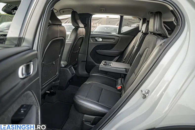 Volvo XC40 din 2020 cu 99.450 km - oferta VOL244033 - foto 15