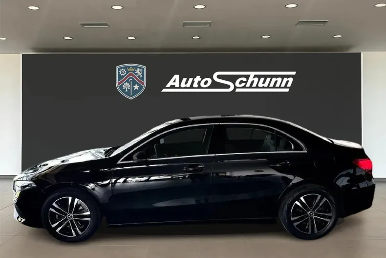 Mercedes-Benz A 200 (Clasa A) din 2024 cu 11.000 km - oferta MER244039 - foto 8