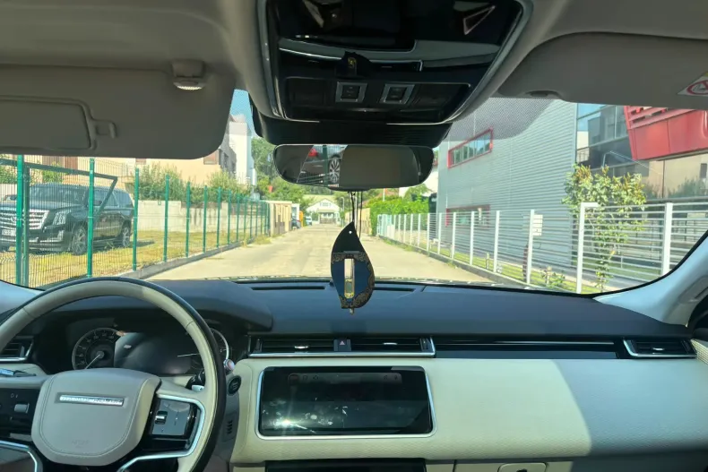 Land Rover Range Rover Velar din 2022 cu 82.893 km - oferta LAN244043 - foto 10