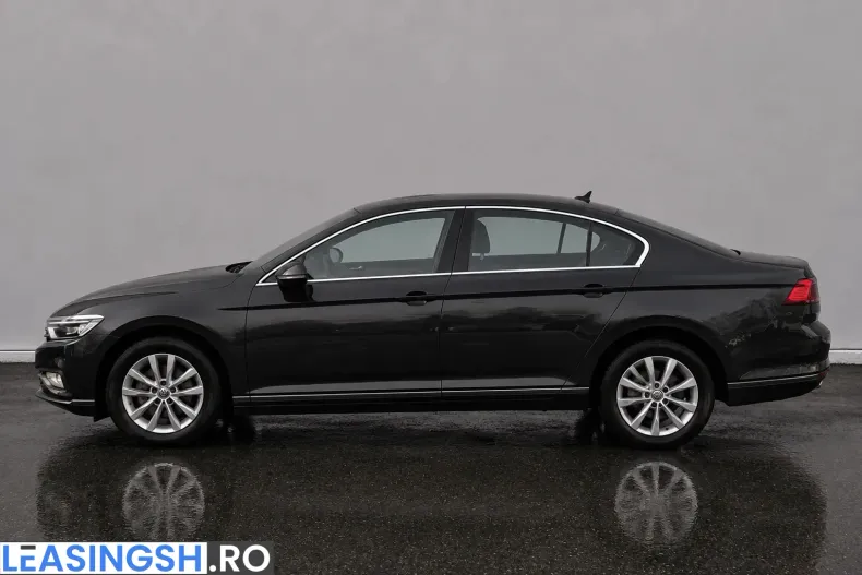 Volkswagen Passat din 2022 cu 103.872 km - oferta VOL244047 - foto 9