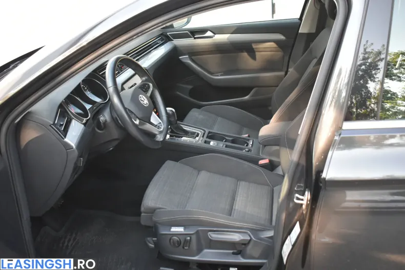 Volkswagen Passat din 2022 cu 103.872 km - oferta VOL244047 - foto 10