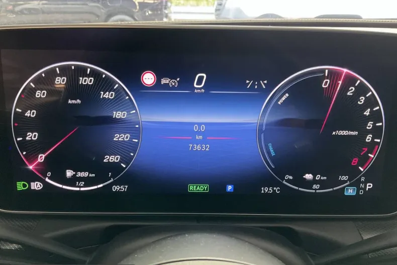 Mercedes-Benz C 300 (Clasa C) din 2022 cu 73.700 km - oferta MER244049 - foto 11