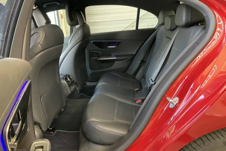 Mercedes-Benz C 300 (Clasa C) din 2022 cu 73.700 km - oferta MER244049 - foto 18