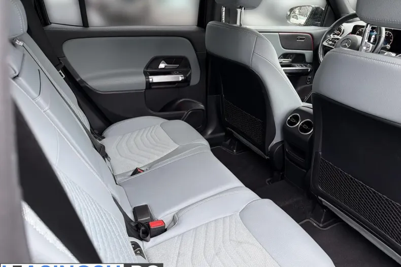 Mercedes-Benz GLB 220 (Clasa GLB) din 2023 cu 45.772 km - oferta MER244054 - foto 14