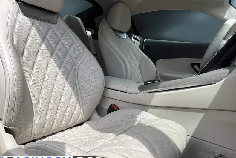 Mercedes-Benz AMG GT (Clasa GT) din 2025 cu 1.469 km - oferta MER244056 - foto 12